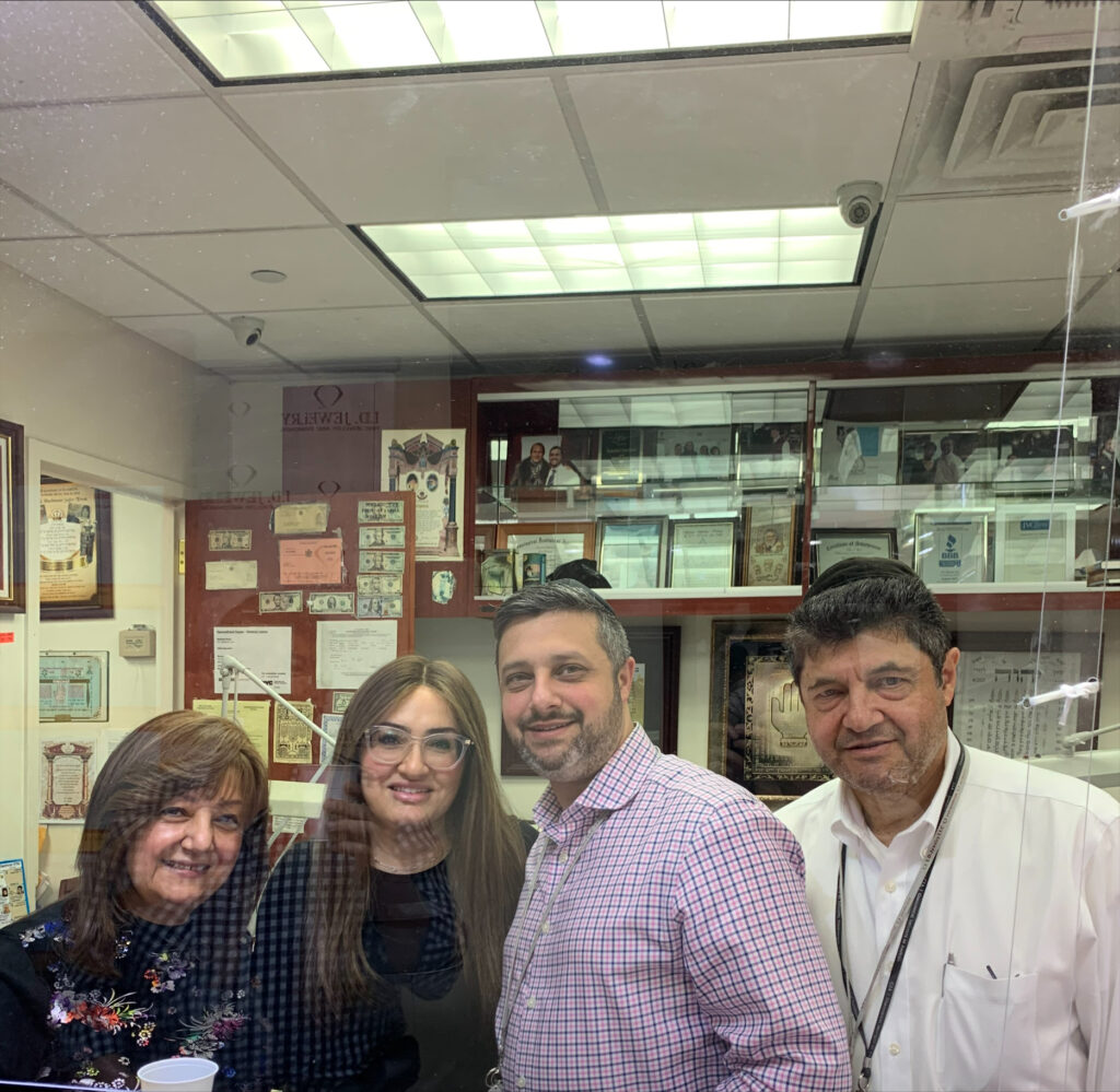 Picture of Israel and Yekutiel and their families at ID Jewelry